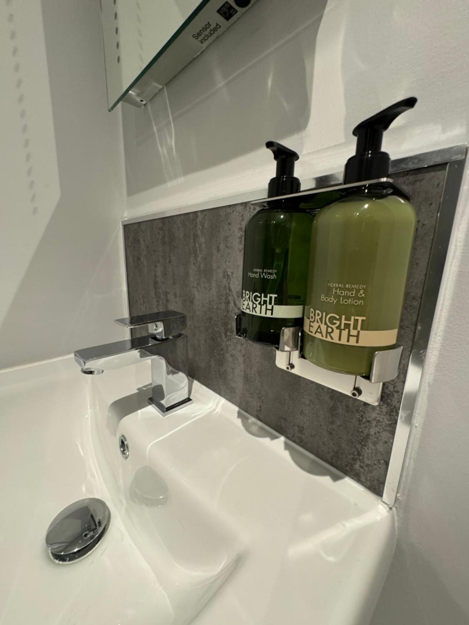 Lymm Living Hotel Warrington  Luaran gambar